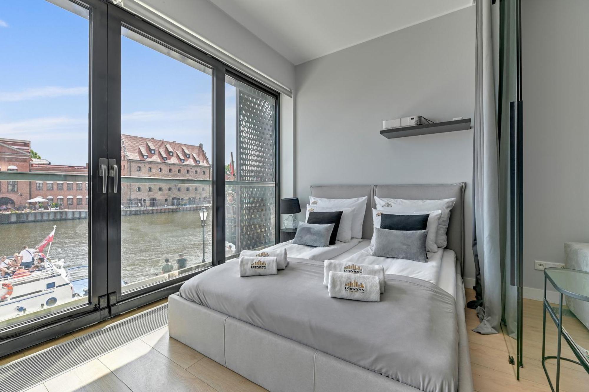 Symfonia Amazing River View Apartment By Downtown Apartments Gdansk Ngoại thất bức ảnh